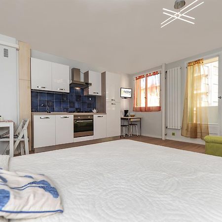 Blue Lagon Five Stars Holiday House 니스 외부 사진