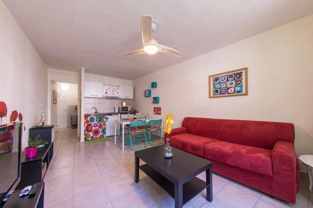 Blue Lagon Five Stars Holiday House 니스 외부 사진
