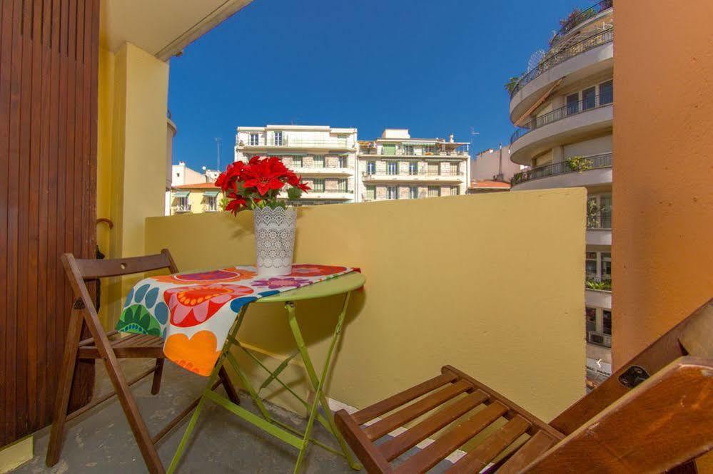Blue Lagon Five Stars Holiday House 니스 외부 사진